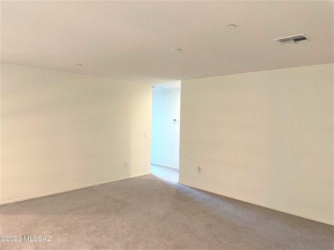 Building Photo - 9450 N Andrina Dr