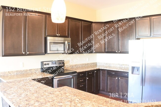 Building Photo - Hearthstone Lakes