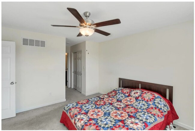 Building Photo - 527 Brookside Forest Ct