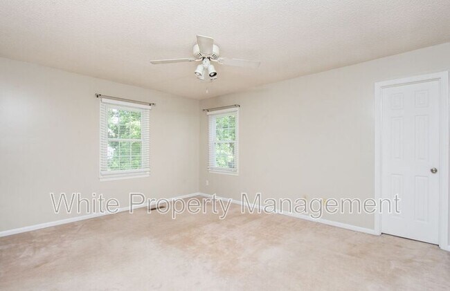 Building Photo - 3209 Silver Pond Ct