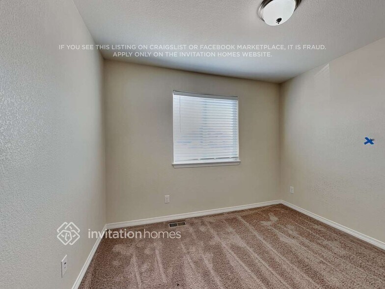Building Photo - 9242 Waters Edge Dr