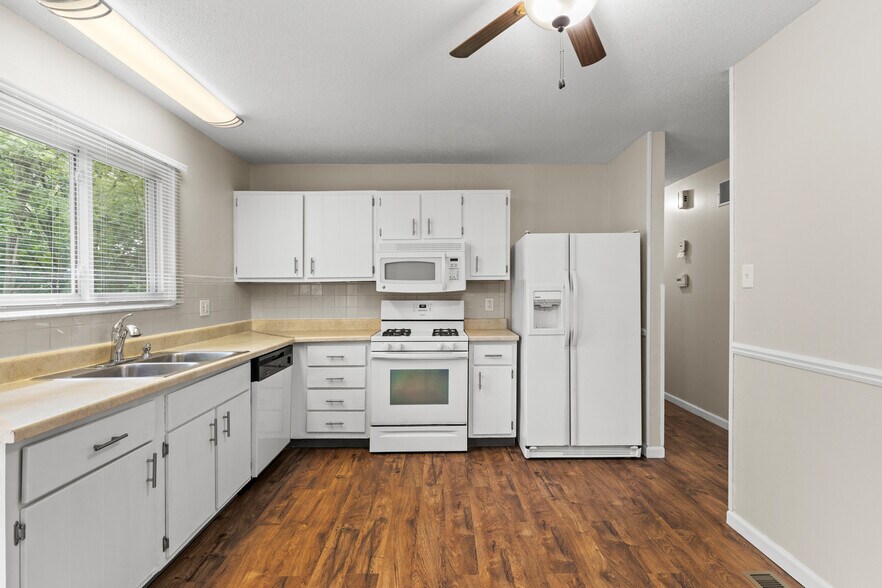 Building Photo - 3066 Grassy Valley Dr
