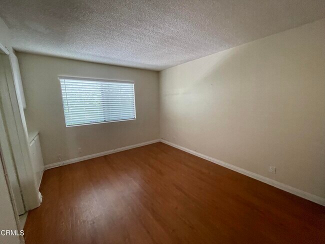 Building Photo - 1213 Cordova St