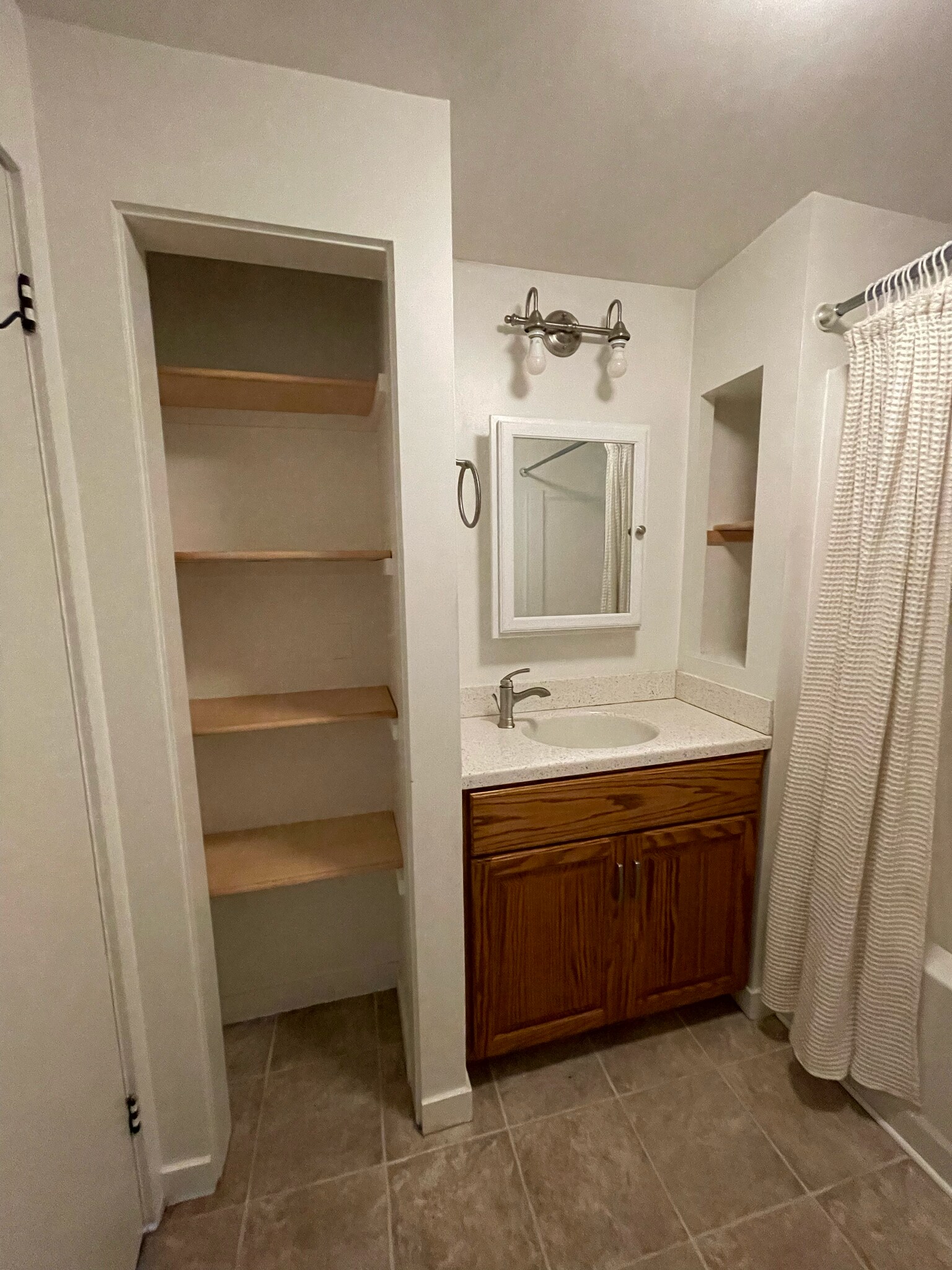 Building Photo - 307 Freeport Rd