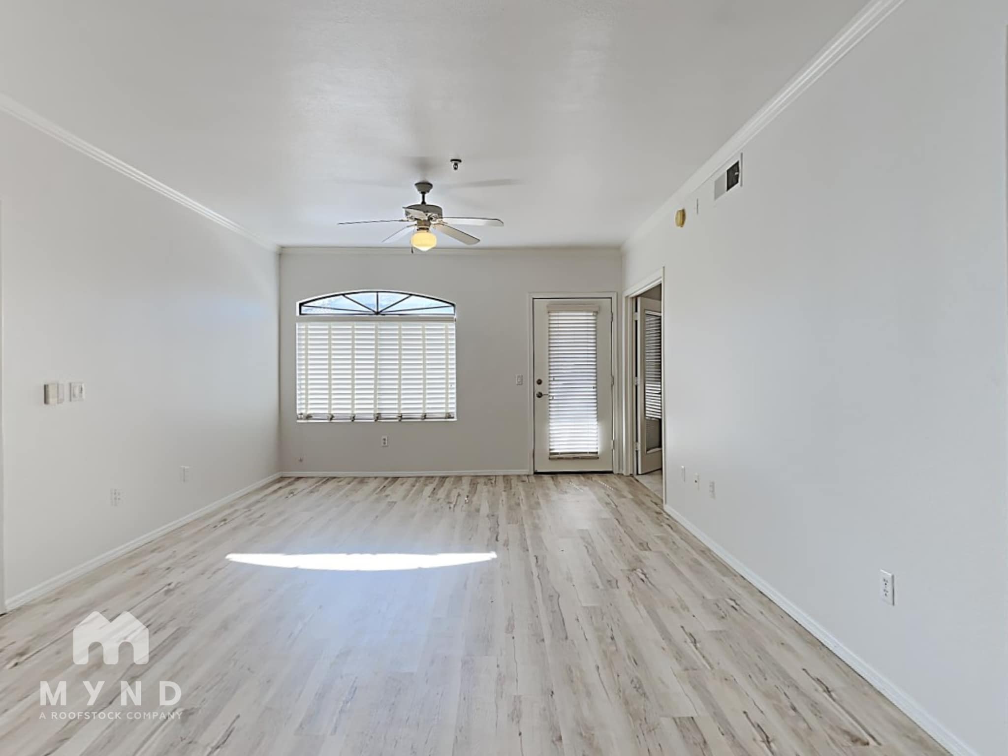 Building Photo - 15095 N Thompson Peak Pkwy