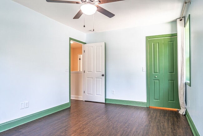 Building Photo - 555 N Saylor St