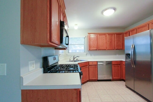 Building Photo - Spacious 3BR/2BA Corner Lot Home in Austin’s Colony