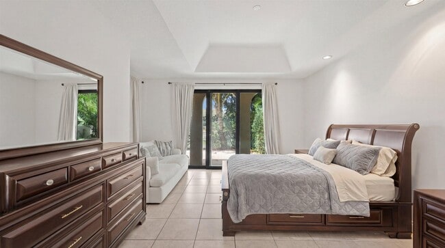 Building Photo - 2055 Regents Blvd