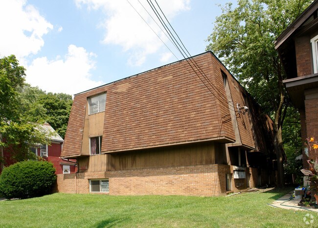 Building Photo - 344 E 20th Ave