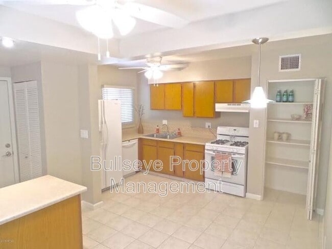 Building Photo - 4204 N 20th St