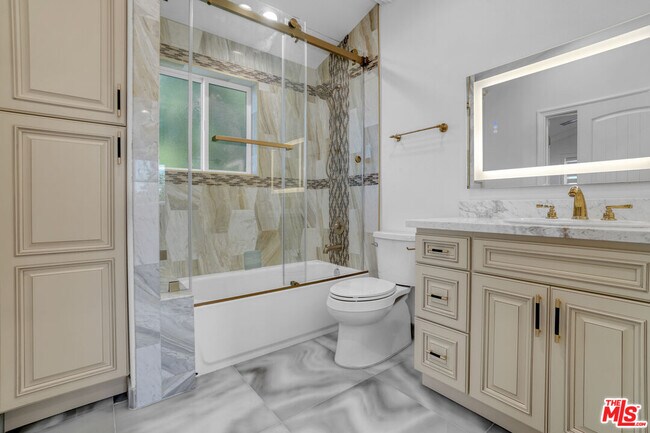 Building Photo - 2017 S Centinela Ave