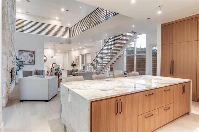 Building Photo - 3821 Beechwood Ln