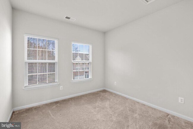 Building Photo - 9542 Watts Rd