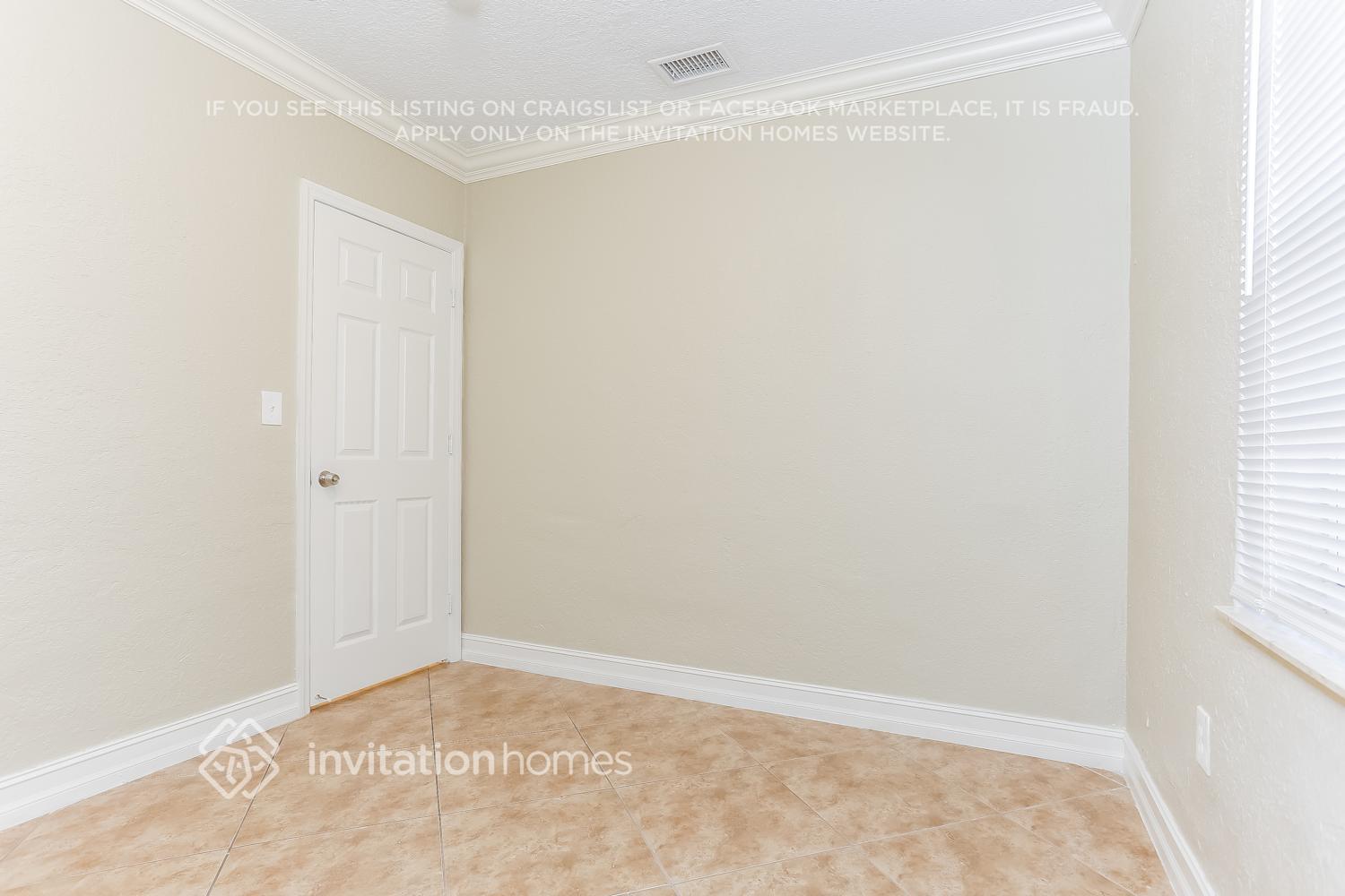 Building Photo - 350 E 58th St