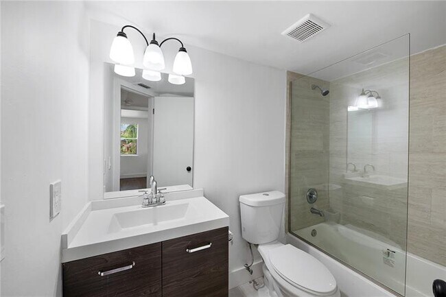 Building Photo - 8851 Wiles Rd