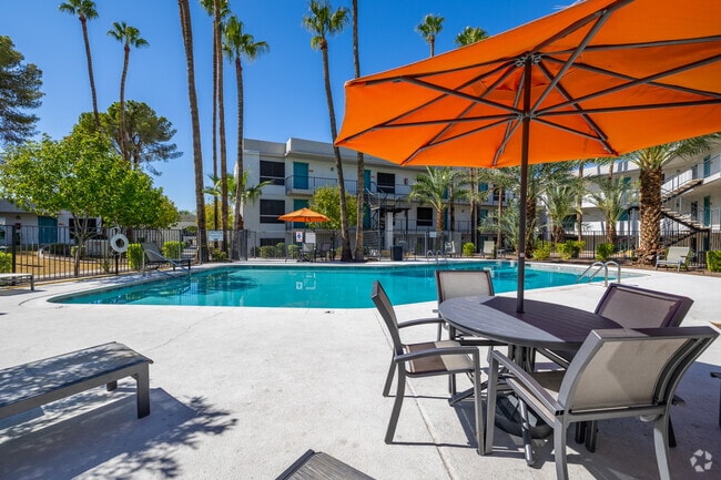 Building Photo - Mercury on Mill