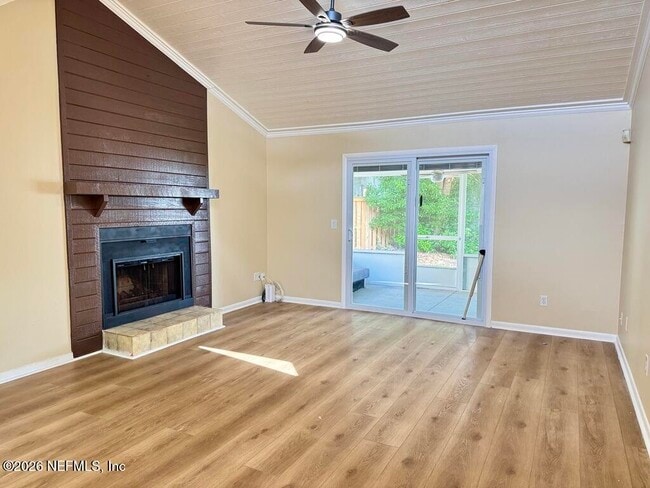 Building Photo - 1561 Arcadia Dr