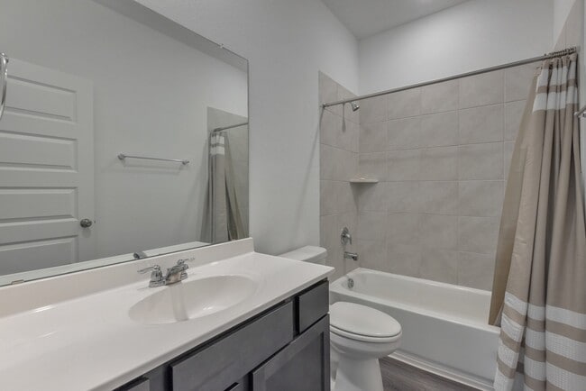 Building Photo - 16751 Rover Ln