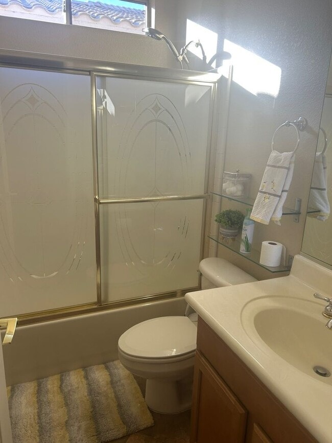 Building Photo - Waterfront Furnished rental in Gated Community of Sun Lakes