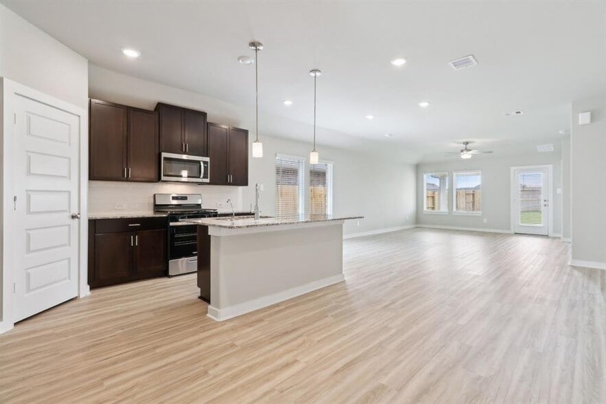 Building Photo - 6254 Brazos Trl Dr