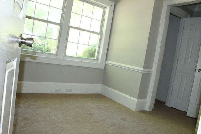 Building Photo - Northeast Columbia Spring Valley Rental