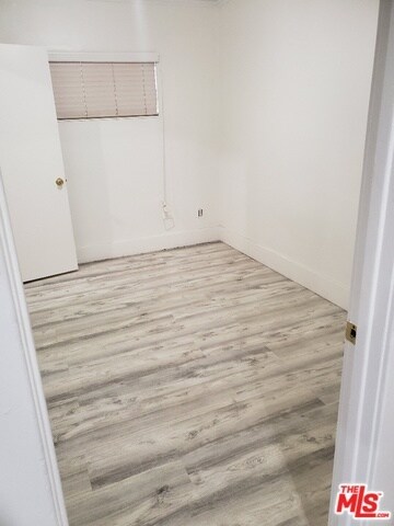 Building Photo - 1216 W 77th St