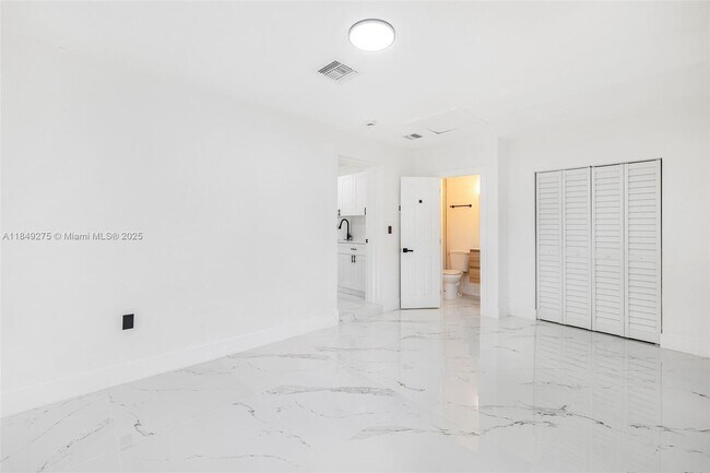 Building Photo - 10520 SW 160th St