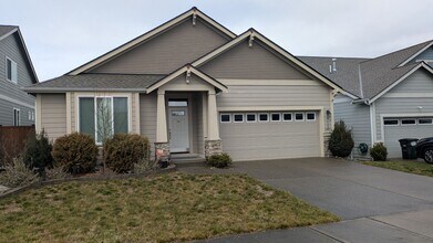 Building Photo - 9546 6th Way SE