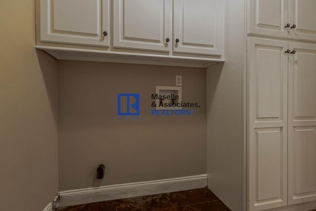 Building Photo - 3 Bed / 2 Bath home in Harvey Crossing