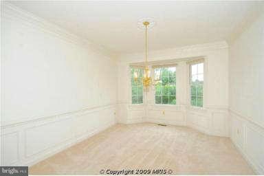 Building Photo - 2123 Queensguard Rd