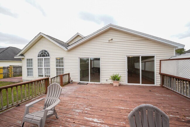 Building Photo - Available Soon!