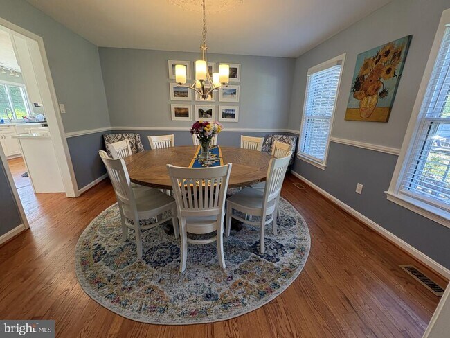 Building Photo - 9926 Tartan Ct