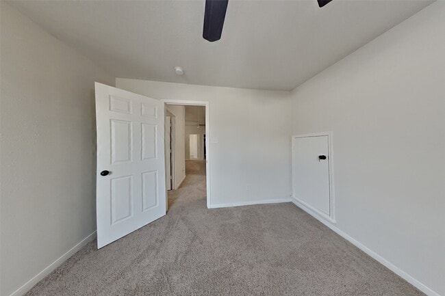 Building Photo - 2222 Princess Snow Cir