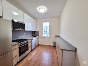 Building Photo - 2 bedroom in ASTORIA NY 11105