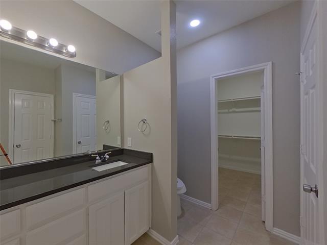 Building Photo - 2717 Bull Shoals Dr