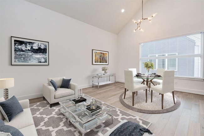 Building Photo - 1123 W 17th St