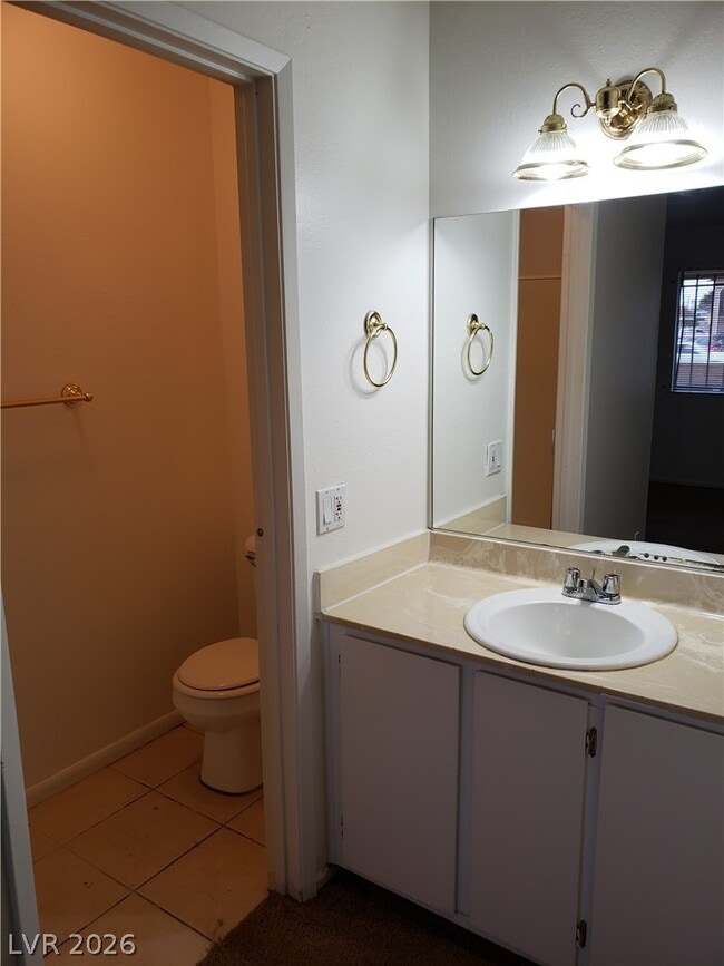 Building Photo - 2440 Paradise Village Way