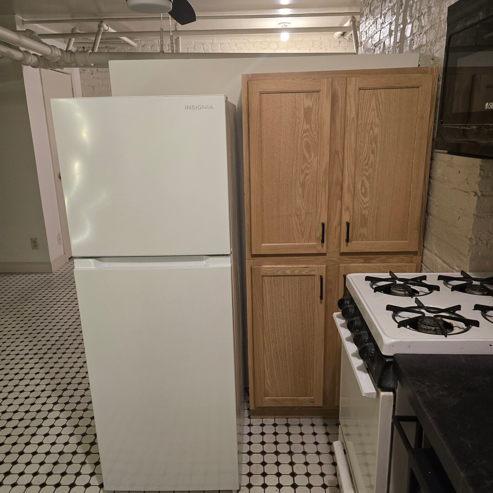 Building Photo - 6008 8th Ave