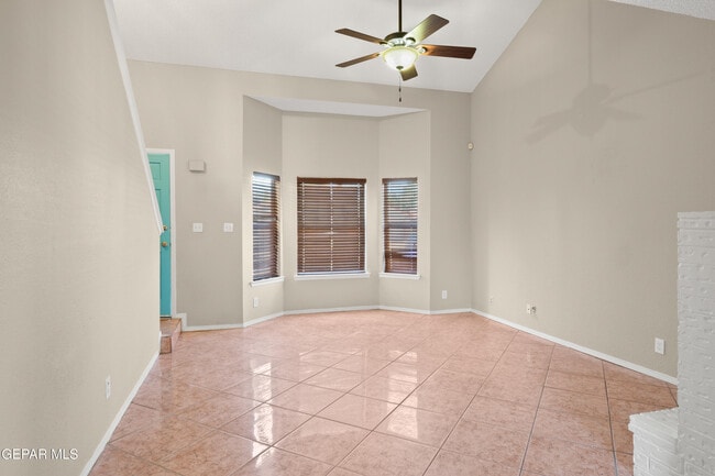 Building Photo - 11429 Lake Nasser Dr