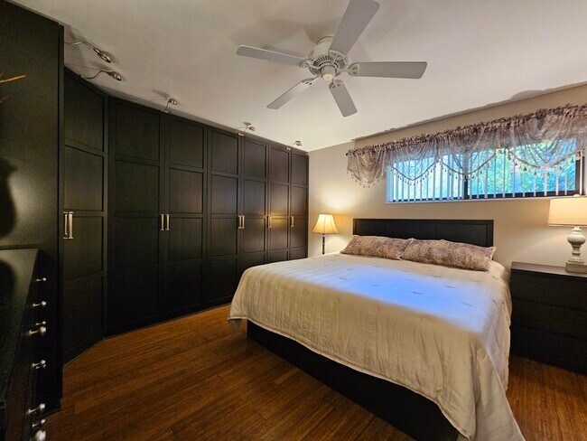 Building Photo - 3208 SE 11th St