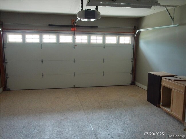 Building Photo - 41223 Sesame Dr