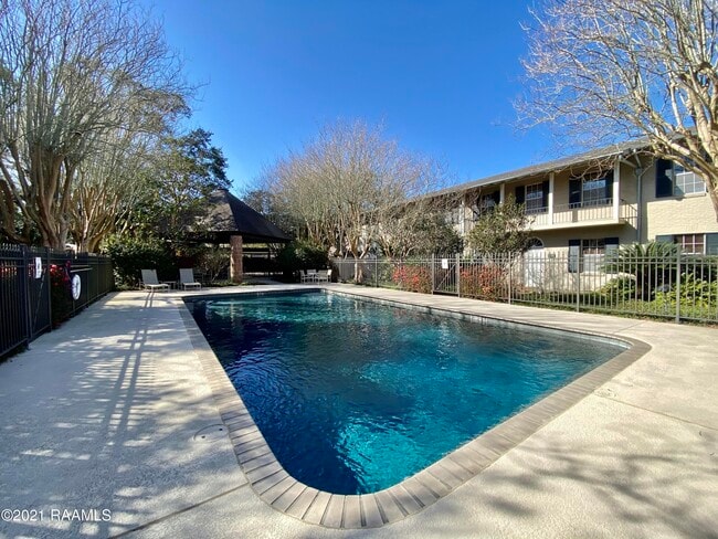 Building Photo - 213 Bendel Rd