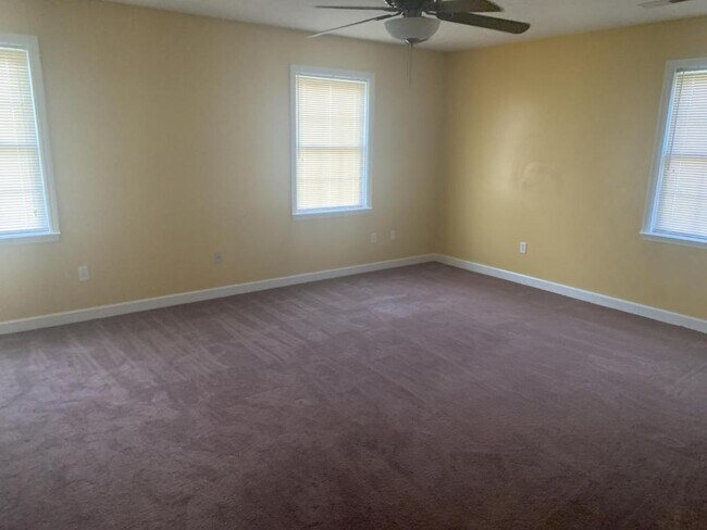 Building Photo - 1035 Mercantile Street Apt 306