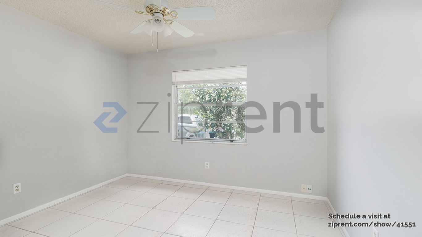 Building Photo - 2778 Devie Ct