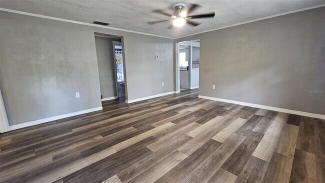 Building Photo - 36850 Haynes Rd