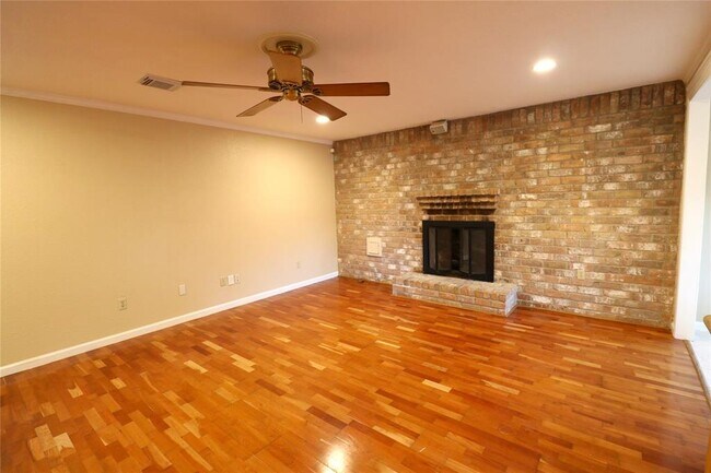 Building Photo - 7911 Fawn Terrace Dr