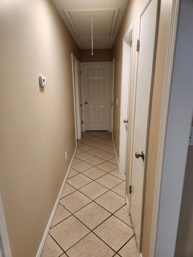 Building Photo - 4690 Opal Dr
