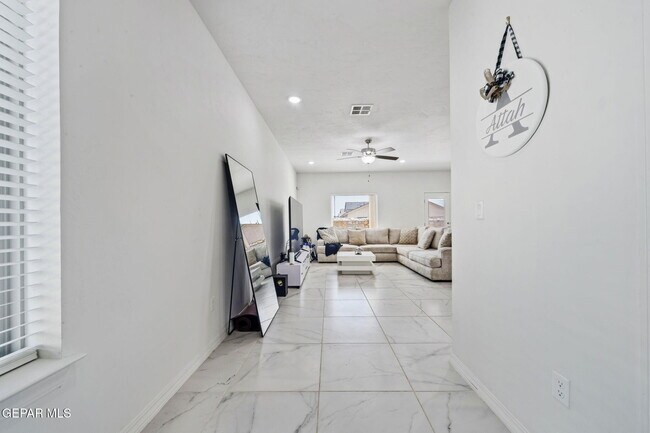 Building Photo - 14508 Brianna Leah Dr