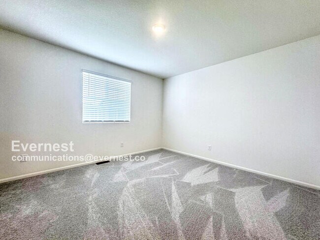 Building Photo - 3858 Riviera Ct