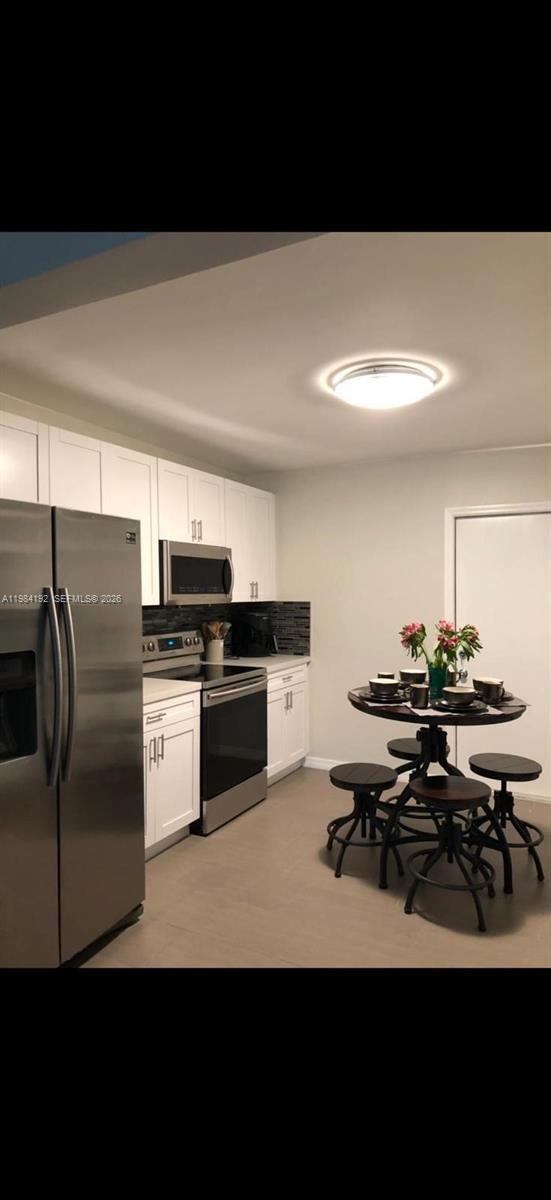 Building Photo - 1432 NE 5th Ave